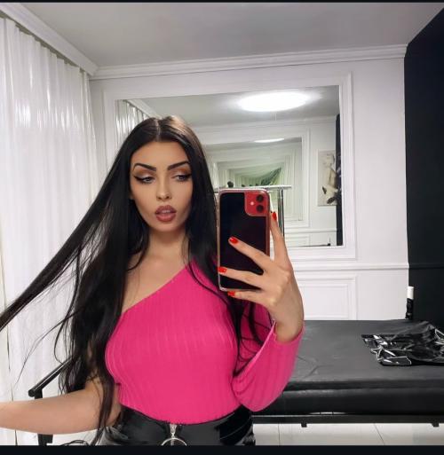 mistresshailey1's tiktok photo - horny
