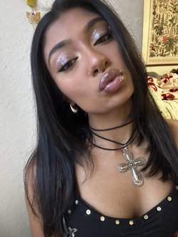 itspaulaxoxo's kik gallery - horny, dirty, femdom, Brunette, Asian, Selfie (1/3)