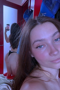 waifudani's telegram gallery - boobs, milf, nsfw, Nudes, Topless, Thong, Curvy, Blonde, Redhead, Brunette, Selfie (2/4)